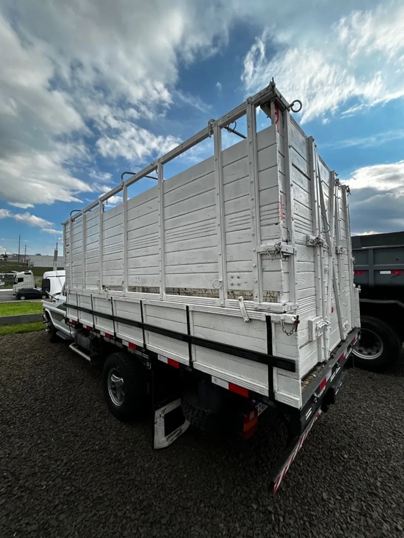 FORD F-4000 4x2 2p (diesel)(E5)