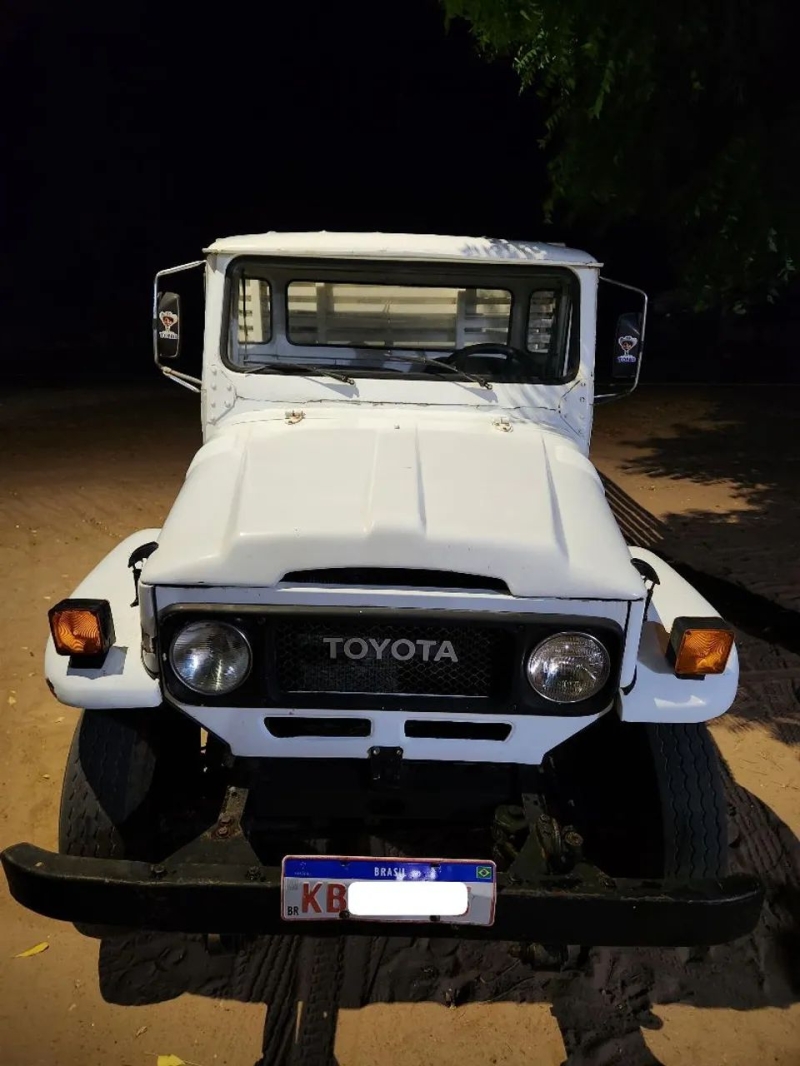 Toyota Band.Picape Chassi Longo Diesel