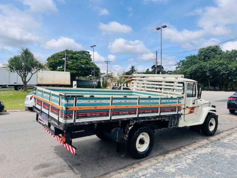 Toyota Band.Picape Chassi Longo Diesel