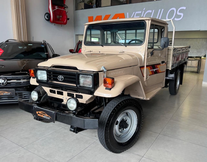 Toyota Band.Picape Chassi Longo Diesel