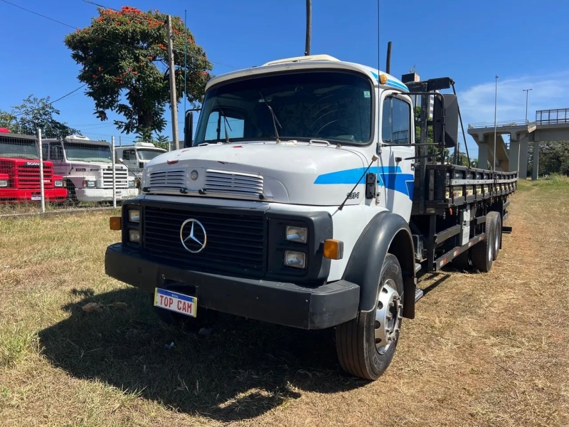 MERCEDES-BENZ L-1314 3-Eixos 2p (diesel)