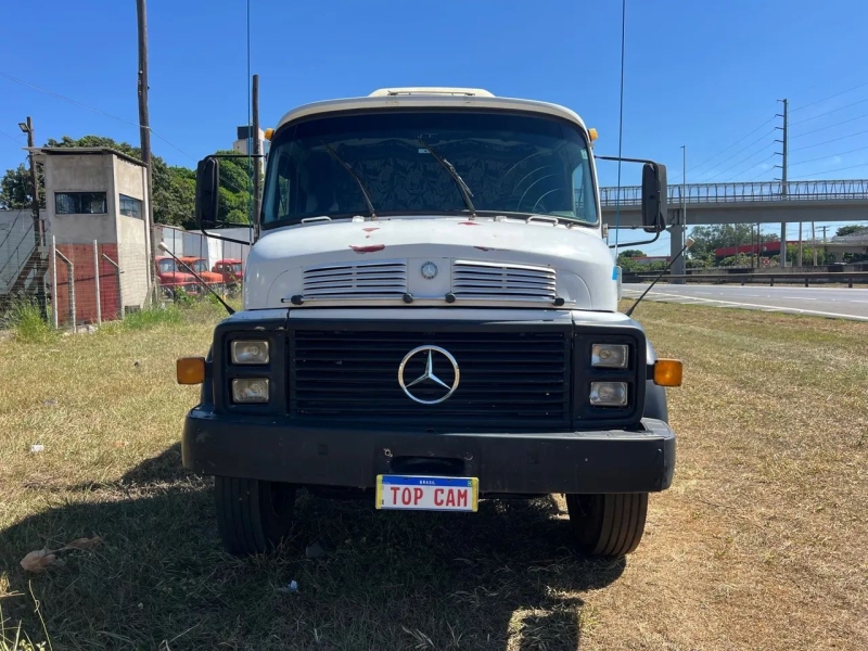 MERCEDES-BENZ L-1314 3-Eixos 2p (diesel)